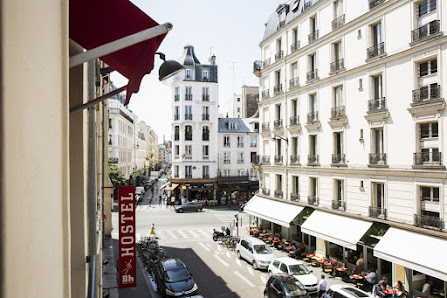 International Youth Hostel thumb 2